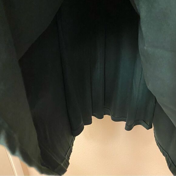 Lulu's Hello World Dress Kelly emerald Green Midi romantic Sleeveless V-Neck M - Picture 8 of 10